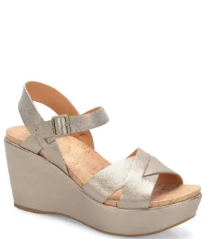 Ava 2.0 Wedge Sandal In Gold