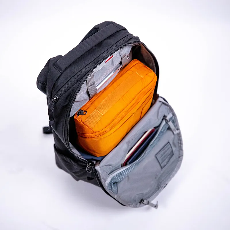 Bags Evergoods Evergoods Civic Half Zip 22L (CHZ)