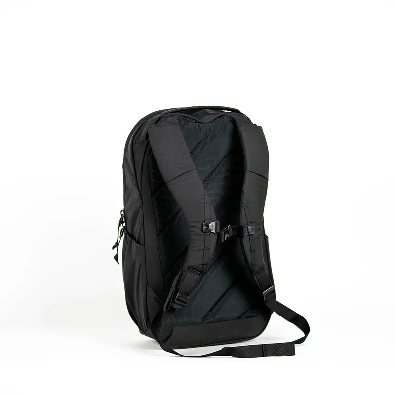 Bags Evergoods Evergoods Civic Half Zip 22L (CHZ)