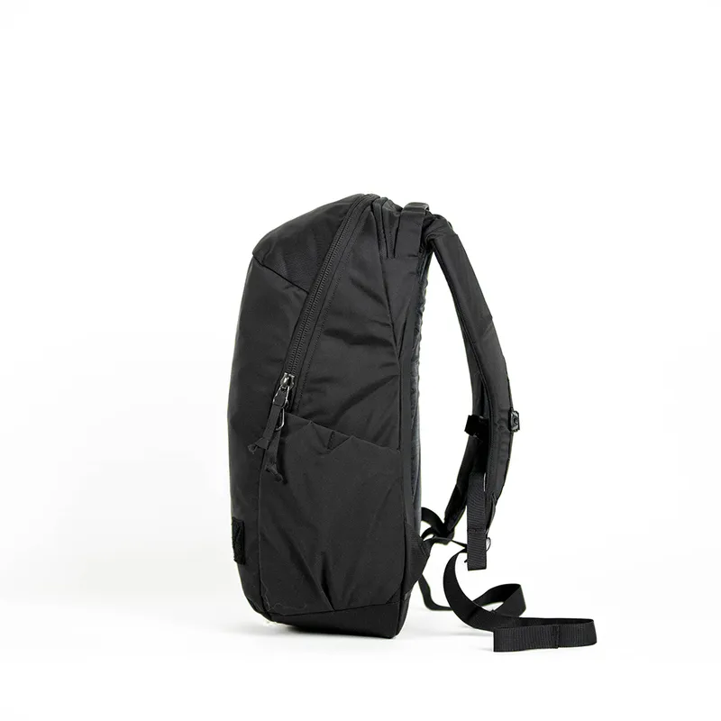 Bags Evergoods Evergoods Civic Half Zip 22L (CHZ)