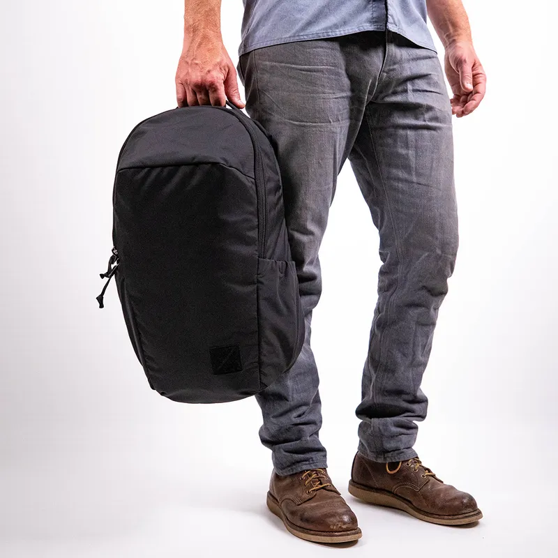 Bags Evergoods Evergoods Civic Half Zip 22L (CHZ)