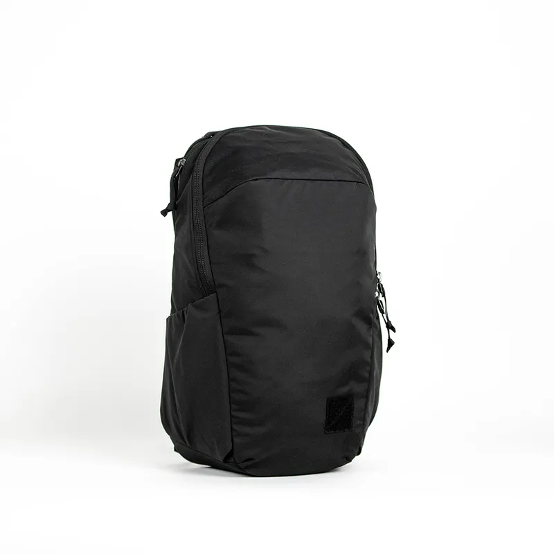 Bags Evergoods Evergoods Civic Half Zip 22L (CHZ)