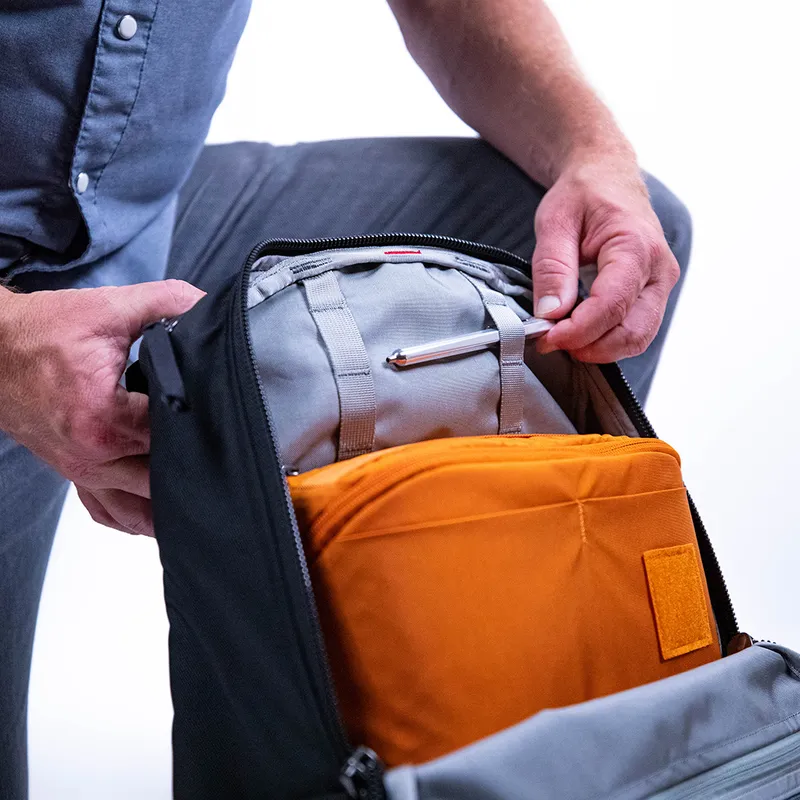 Bags Evergoods Evergoods Civic Half Zip 22L (CHZ)