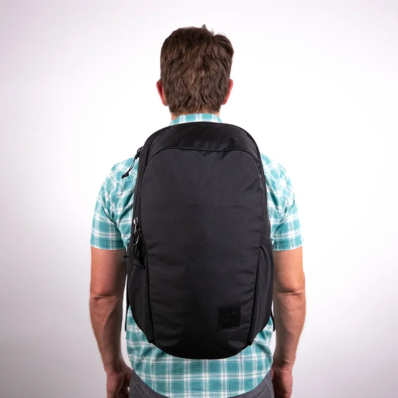 Bags Evergoods Evergoods Civic Half Zip 26L (CHZ) - Solution Black