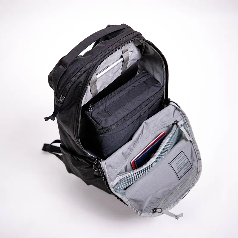 Bags Evergoods Evergoods Civic Half Zip 26L (CHZ) - Solution Black