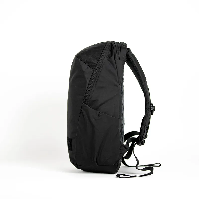Bags Evergoods Evergoods Civic Half Zip 26L (CHZ) - Solution Black