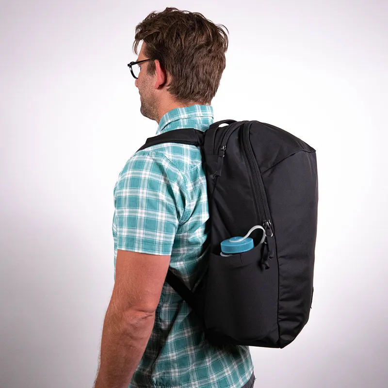 Bags Evergoods Evergoods Civic Half Zip 26L (CHZ) - Solution Black