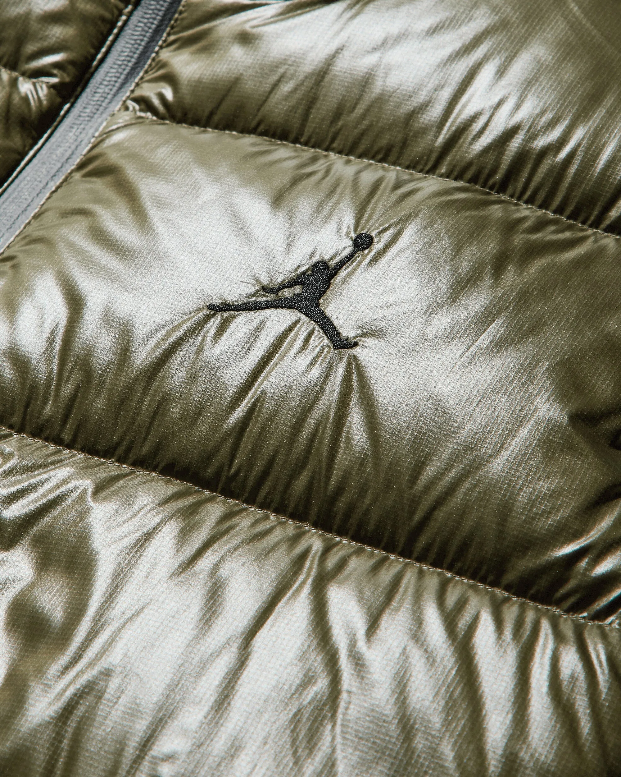 Men's Flight Down Vest Medium Olive