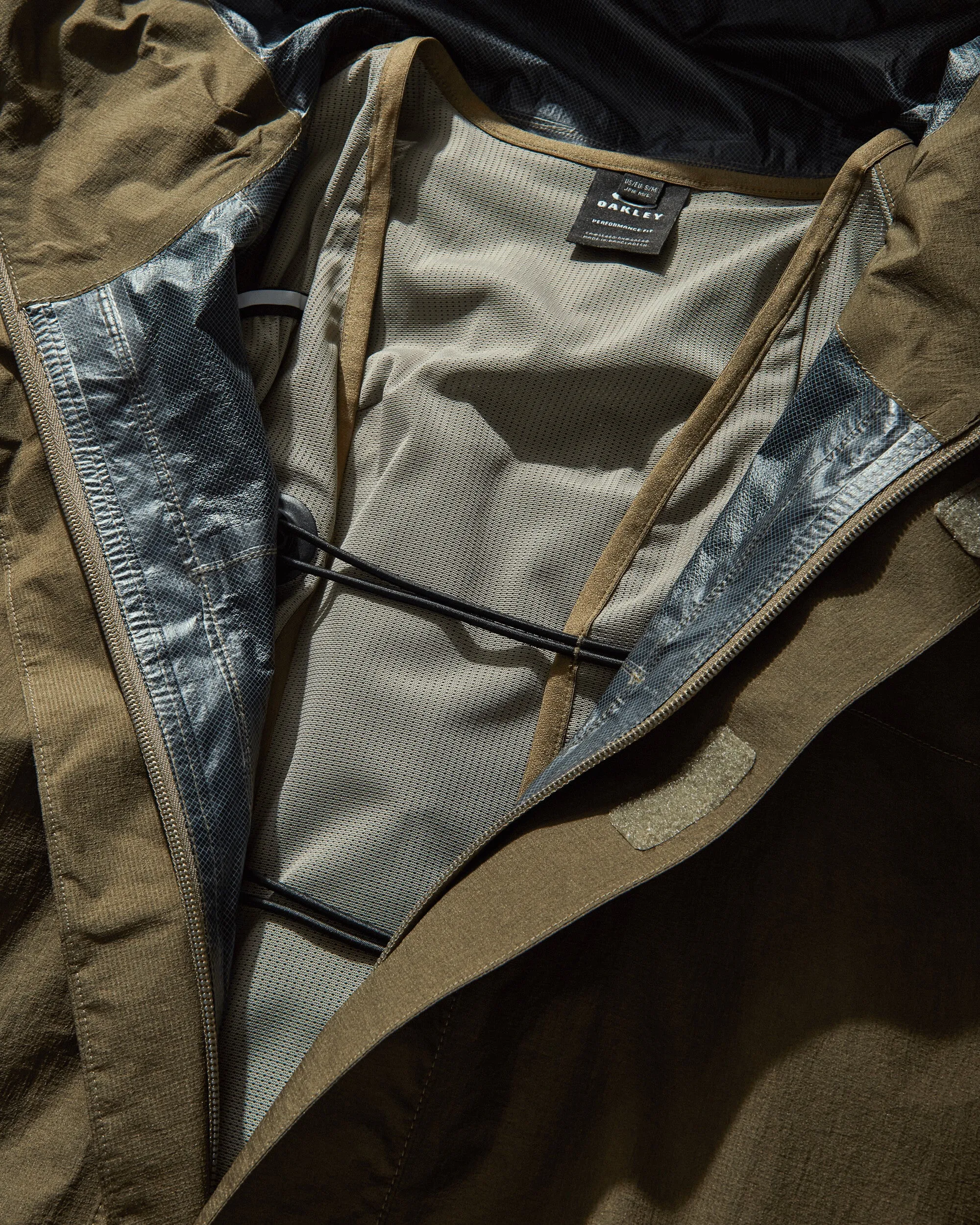 Men's Latitude Flight Vest Poncho Army Green
