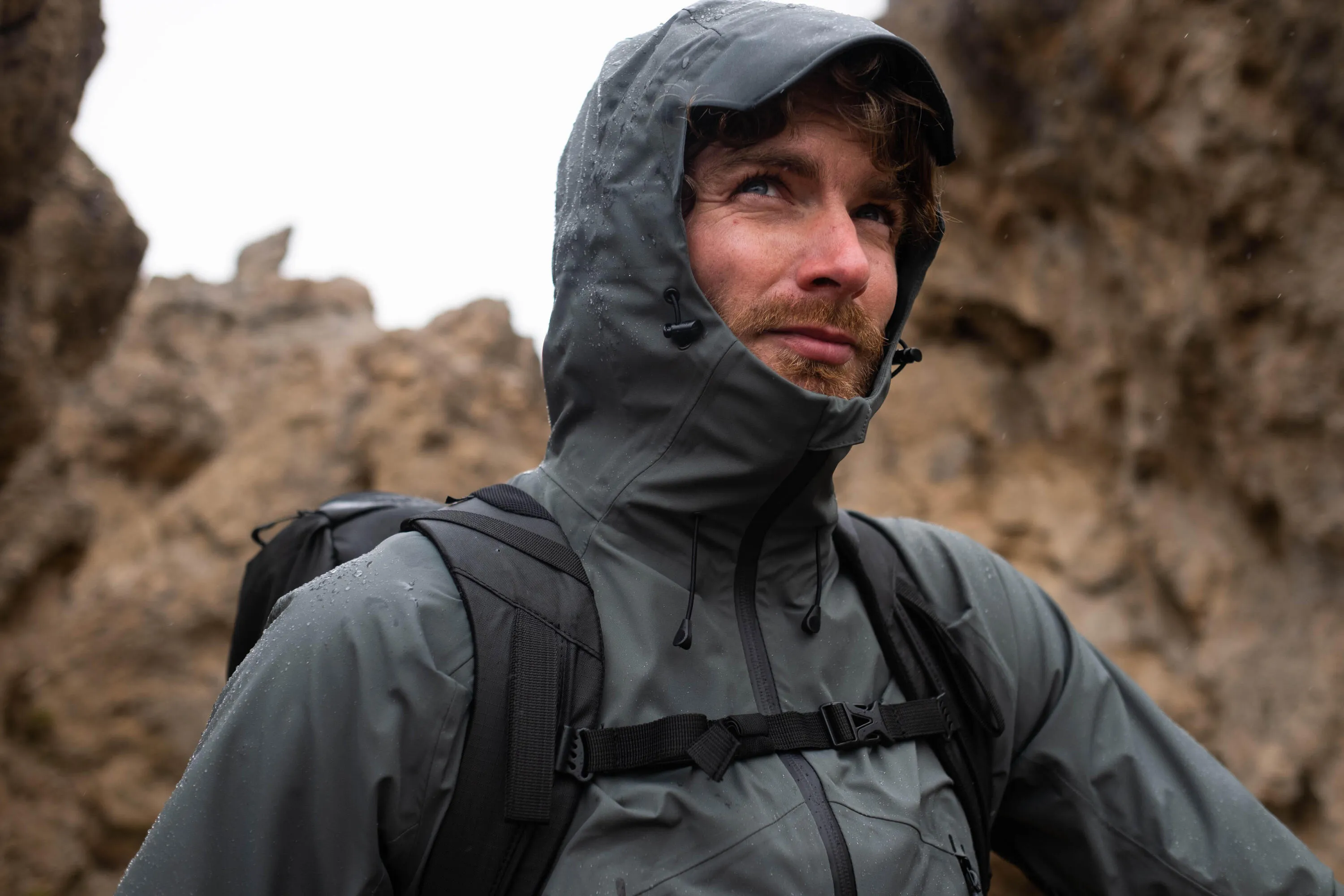 Outdoor Decathlon Clothing Quechua Men's Hiking Lightweight Waterproof Jacket MH500