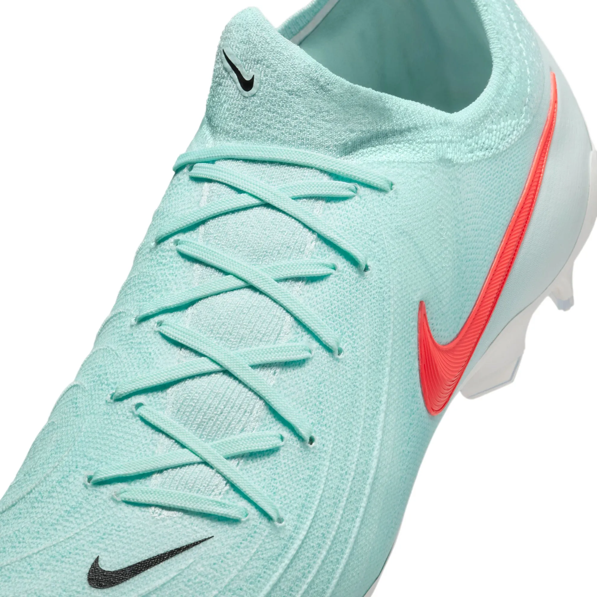 Phantom GX 2 Pro FG Low-Top Men's Football Boots