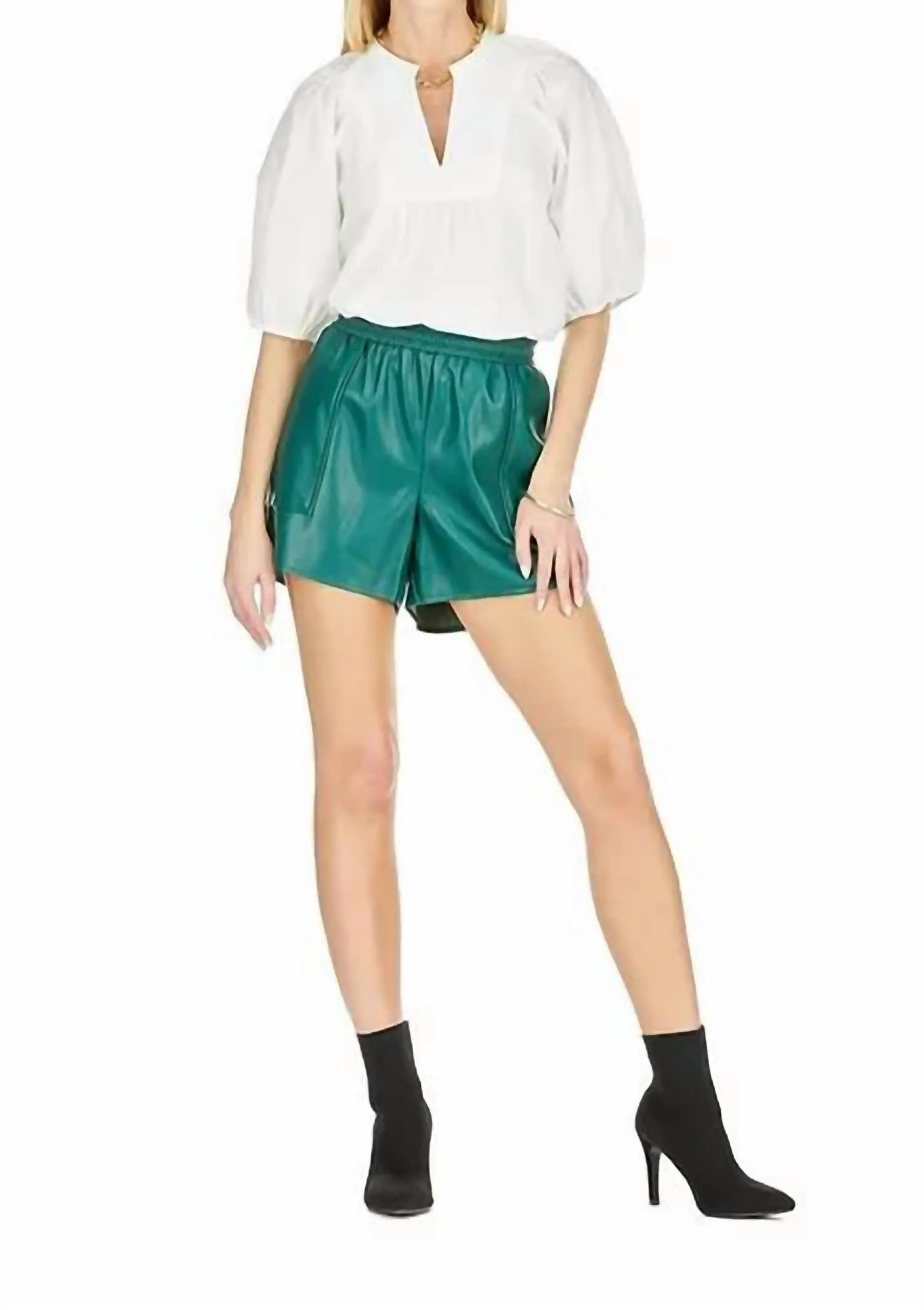 Pleather Pull On Short In Pine