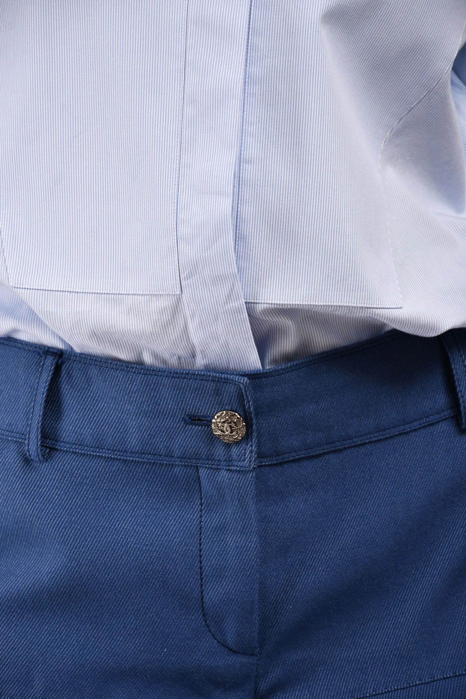 Pre-Loved Chanel™ Blue Denim CC Ruffle Shorts Size 38