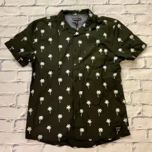 Silver Palm Tree Print SS Shirt
