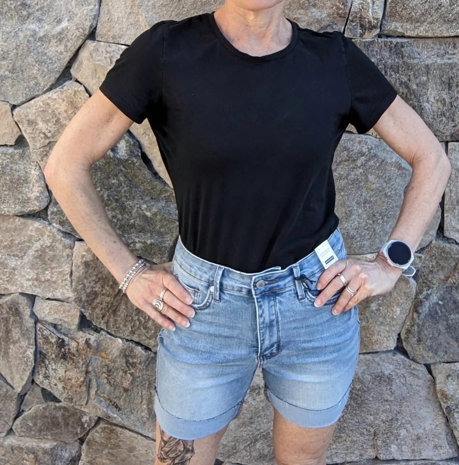 Tummy Control Cool Denim Shorts In Light Wash