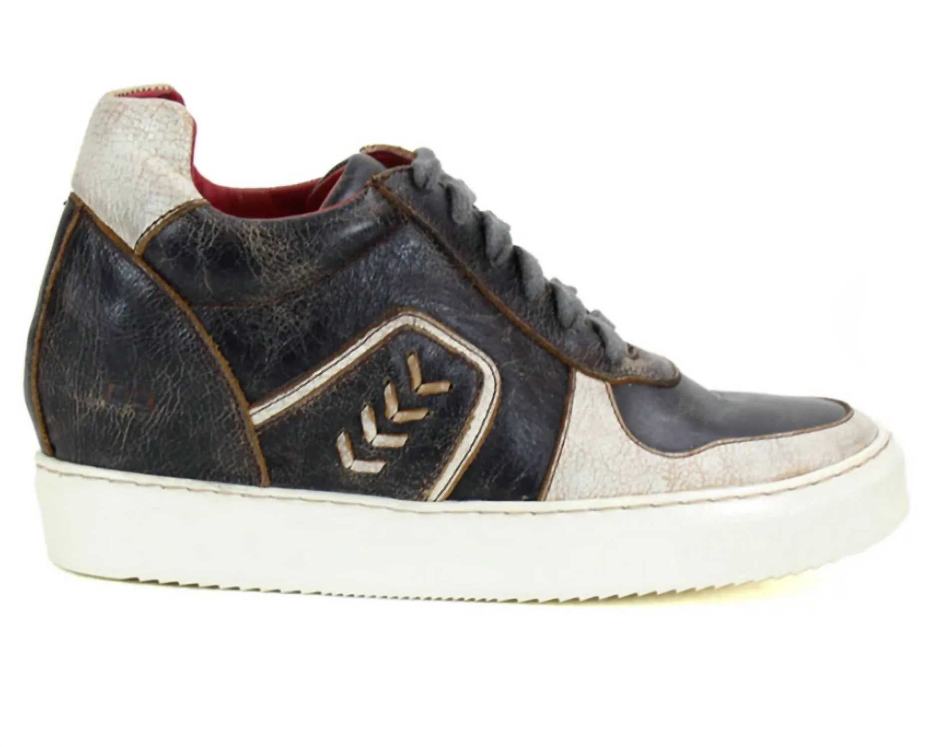Women Andromeda Sneaker In Necter/black Lux