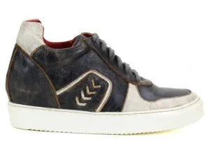 Women Andromeda Sneaker In Necter/black Lux